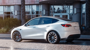 Обновление Tesla Model Y "Juniper"