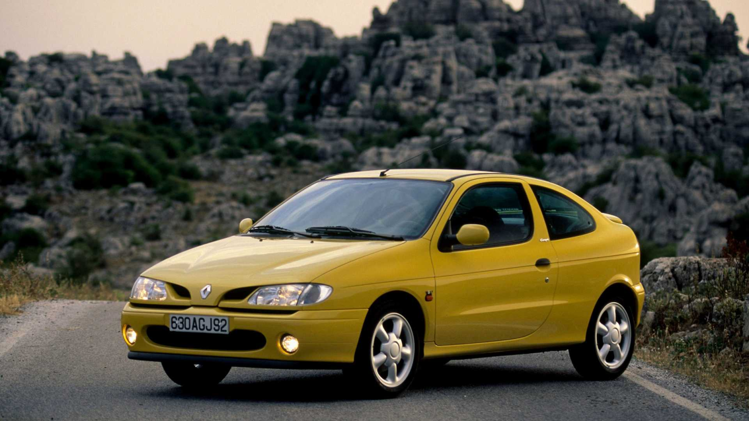 Renault megane 2000 год