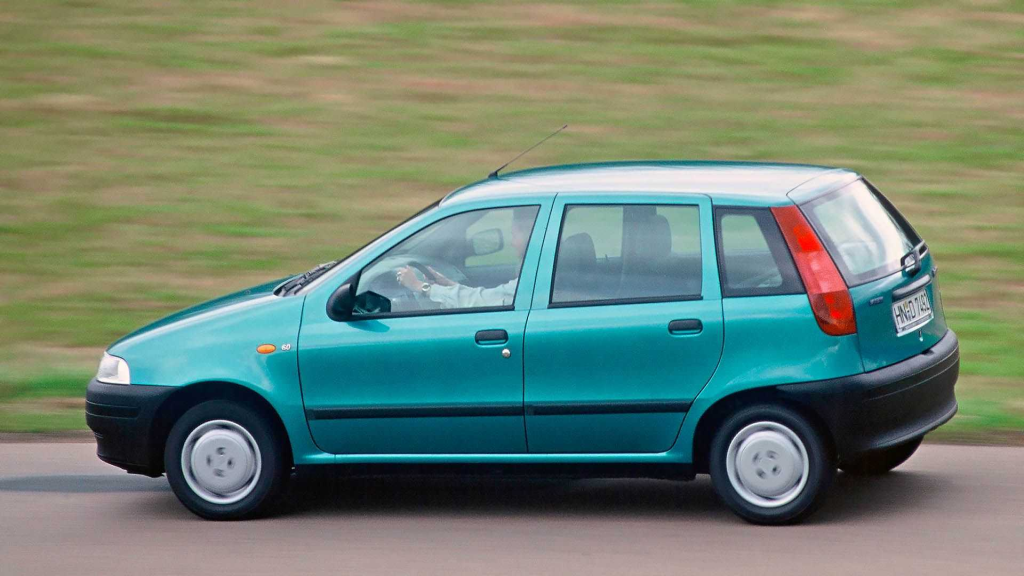 Fiat Punto (1993-2000): Классика будущего?