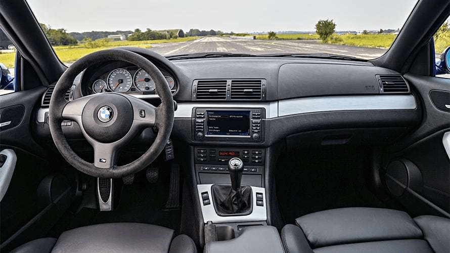 BMW M3 E46 2001 года, остается иконой стиля.