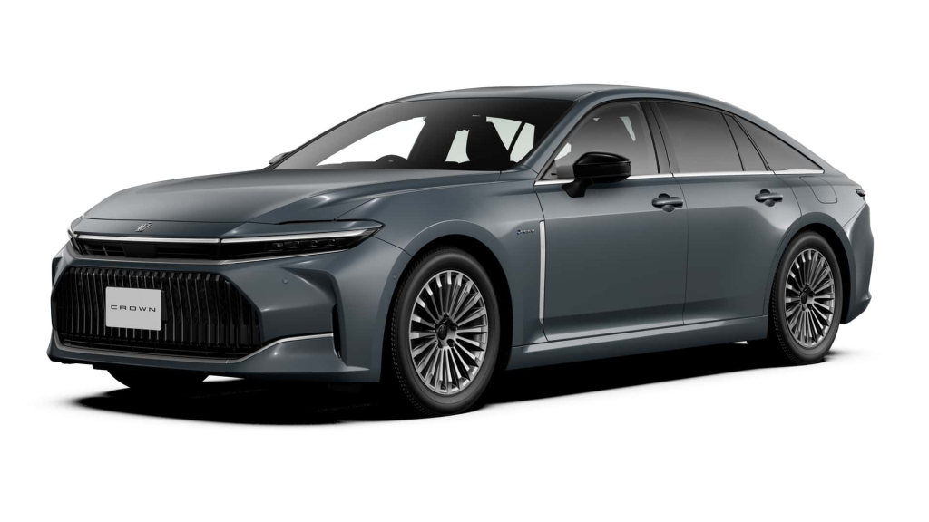 Toyota Crown Sedan 2024 года, взгляд в будущее.