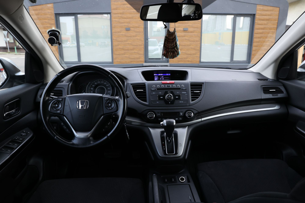 Honda CR-V IV c пробегом: неубиваемый салон и электрика